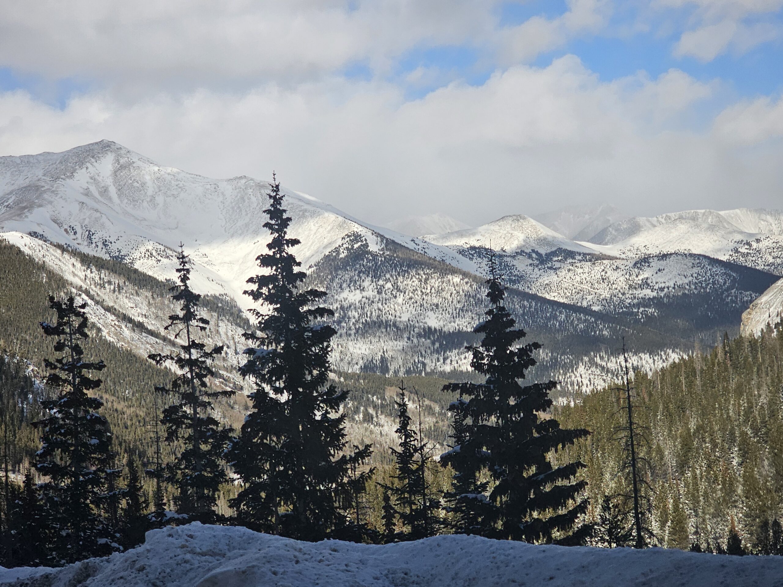 Site Logo Mountains